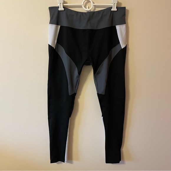 MTA Sport Pants - MTA Sport Multi-Tone Athletic Leggings